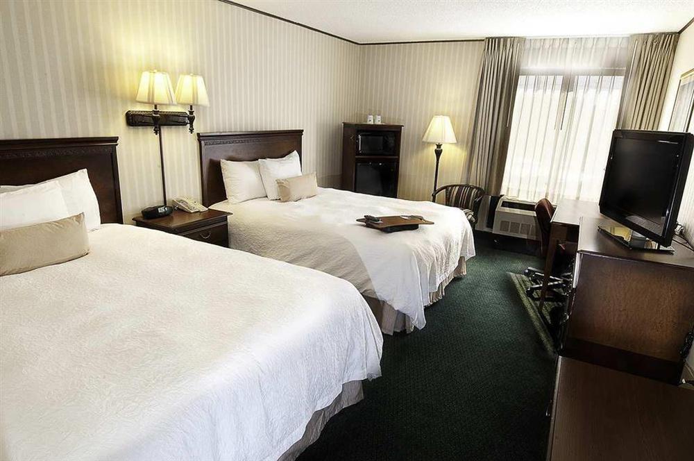 Hampton Inn Carlstadt At The Meadowlands Habitación foto